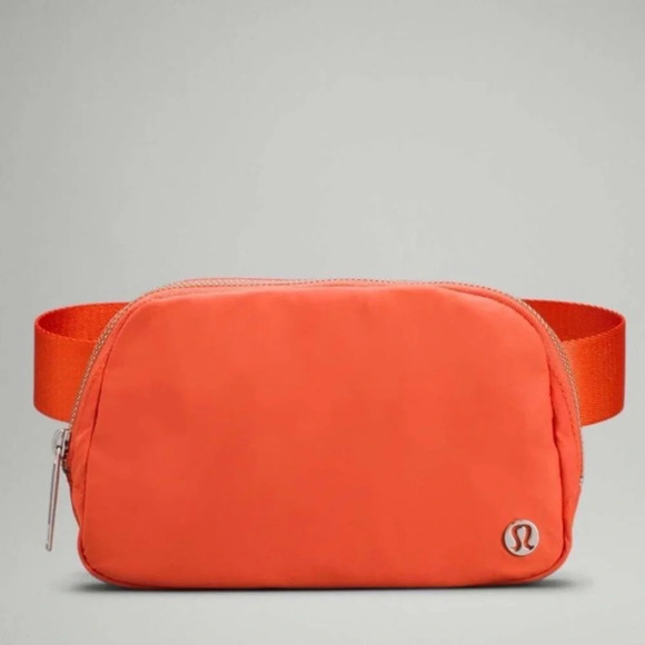 🆕 ORIGINAL OG Lululemon Everywhere Belt Bag * metal hardware - Warm Coral - Picture 7 of 9